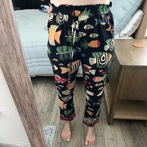 Farm Rio Fish Print Elastic Waist Pant Size: Small